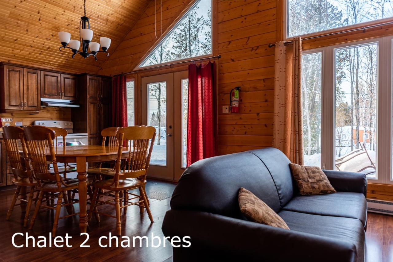 Chalets Et Spa Lac Saint-Jean Chambord Exteriér fotografie