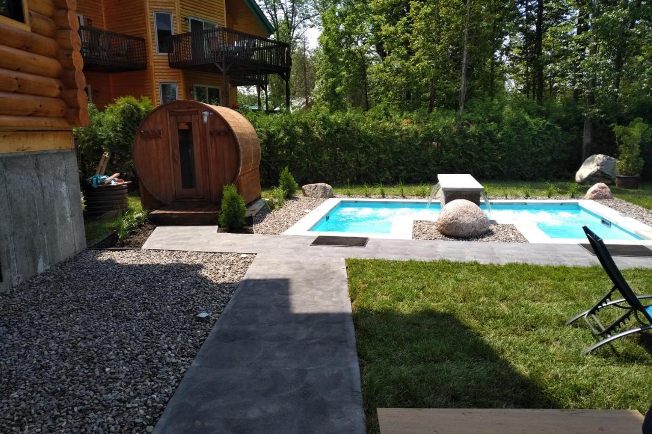 Chalets Et Spa Lac Saint-Jean Chambord Exteriér fotografie